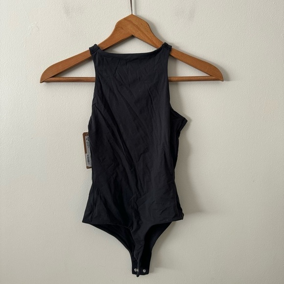 NWT SKIMS FITS EVERYBODY HIGH NECK BODYSUIT XS - Picture 7 of 7